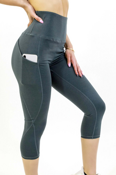 Get Active & Stylish in High-Waisted Leggings!