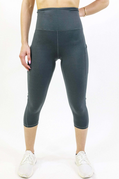 Get Active & Stylish in High-Waisted Leggings!