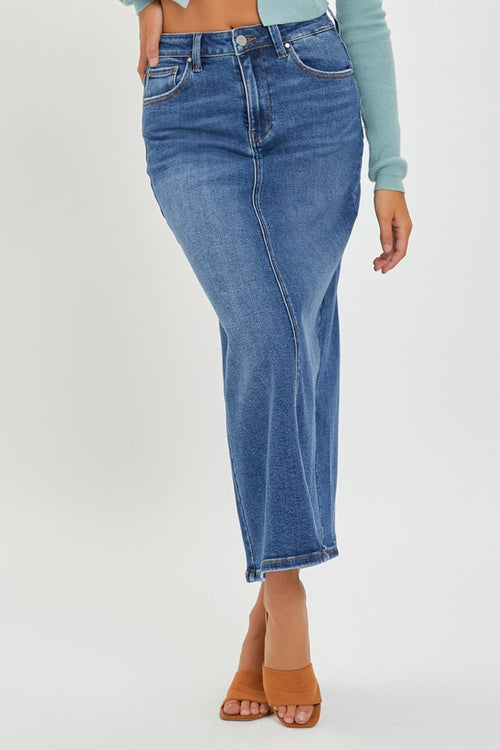 Risen High-Rise Denim Skirt: Effortlessly Stylish & Versatile