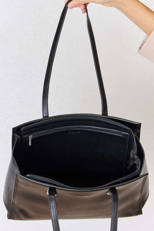 Eco-Friendly Elegance: Sustainable Tote for Work.