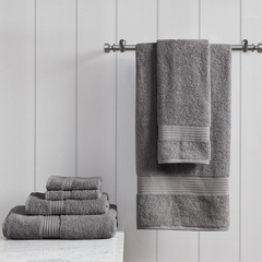 Opulent Organic Cotton Towels: A Royal Bath