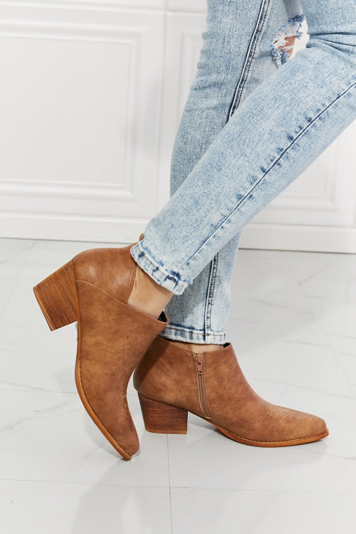 Luxe Caramel Embroidered Cowboy Bootie: Opulent Elegance