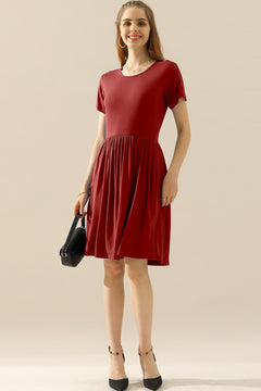 Ninexis Elegance: Round Neck Ruched Dress