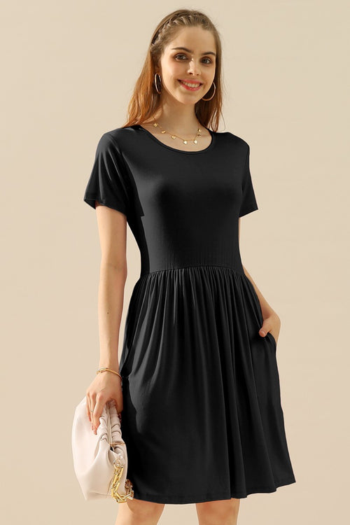 Ninexis Elegance: Round Neck Ruched Dress