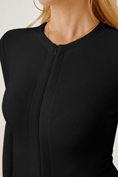 Luxurious Zip-Up Bodysuit: Elegant Sophistication