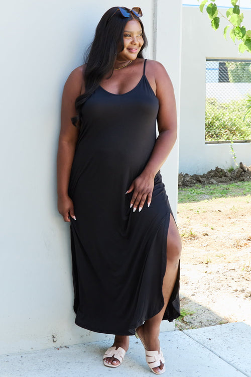 Elegant Ninexis Black Maxi Dress with Pockets