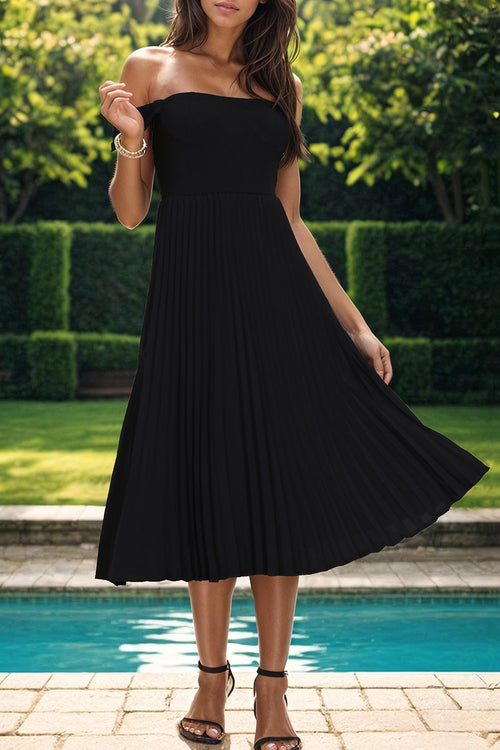 Elegant Pleated Midi Dress: Embrace Allure.