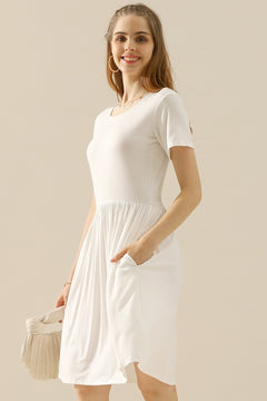 Ninexis Elegance: Round Neck Ruched Dress