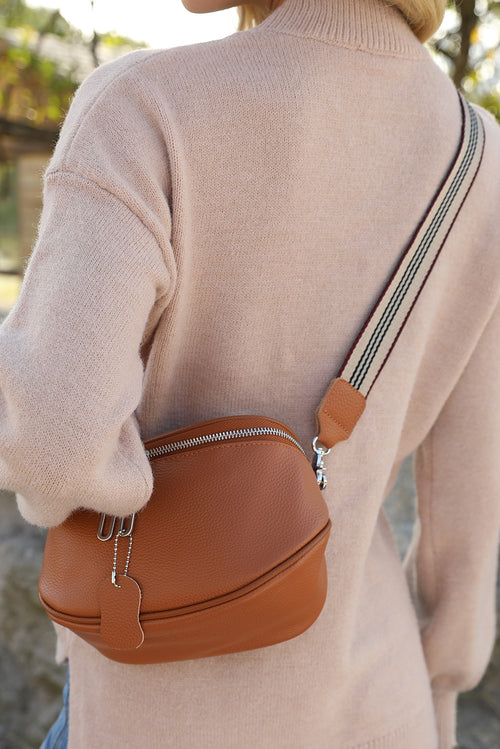 Exquisite Chestnut PU Bag: Thou Elegance Personified!