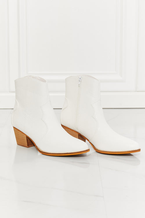 MMShoes: Luxe White Western Ankle Boots