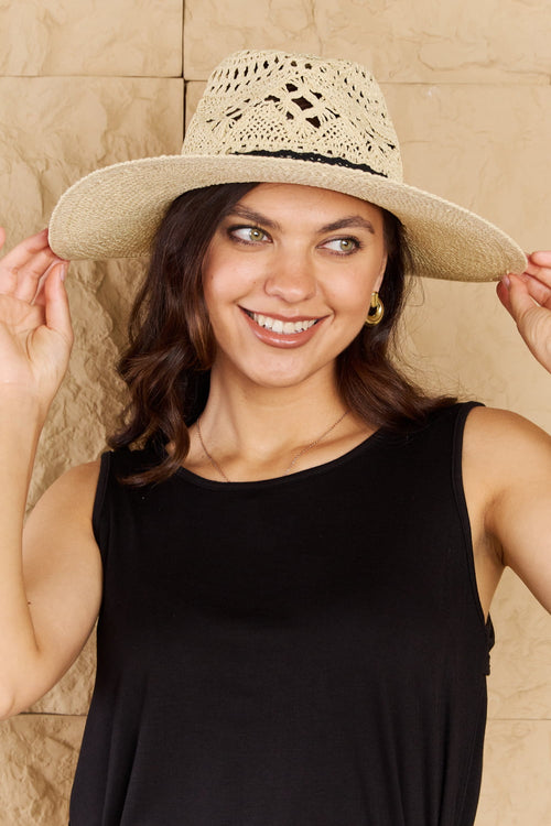 Verily Elegant Lace Straw Sun Hat 🌞