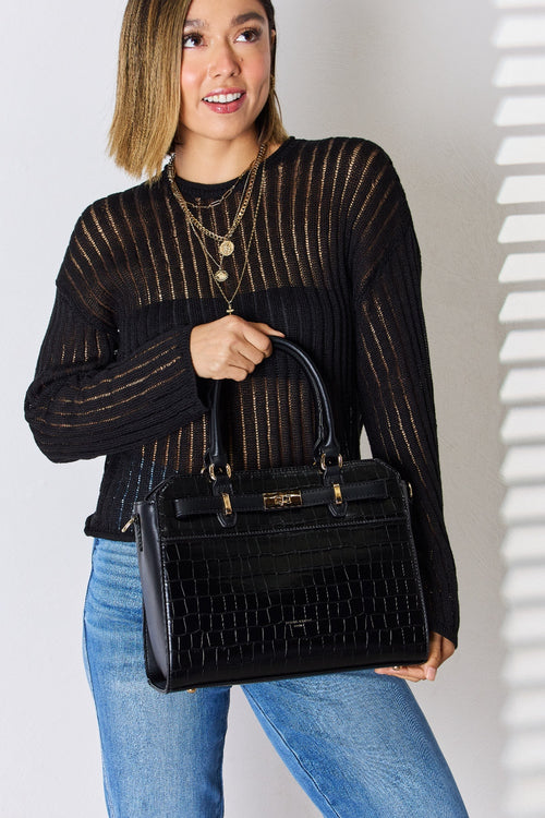 Textured Majesty: David Jones Handbag