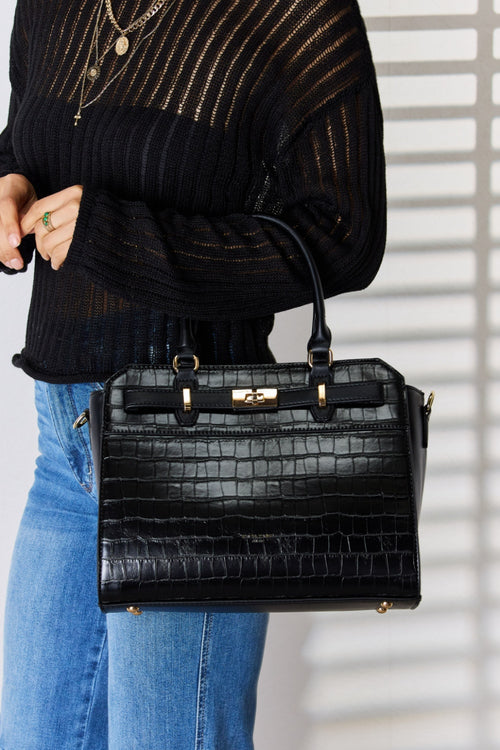 Textured Majesty: David Jones Handbag