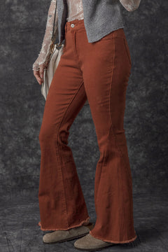 Elegant High Waist Flare Jeans: Retro Chic