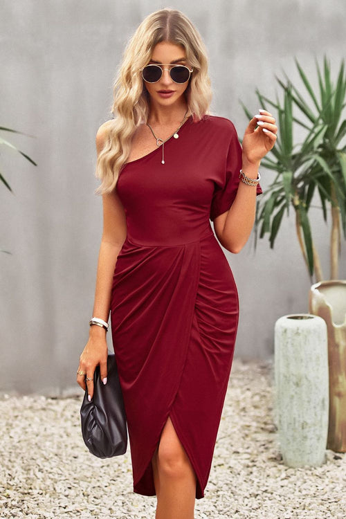 Elegant One-Shoulder Cocktail Dress: Timeless Sophistication