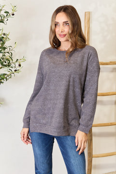 Ultimate Chic Slit Sweatshirt: Stay comfy & stylish!