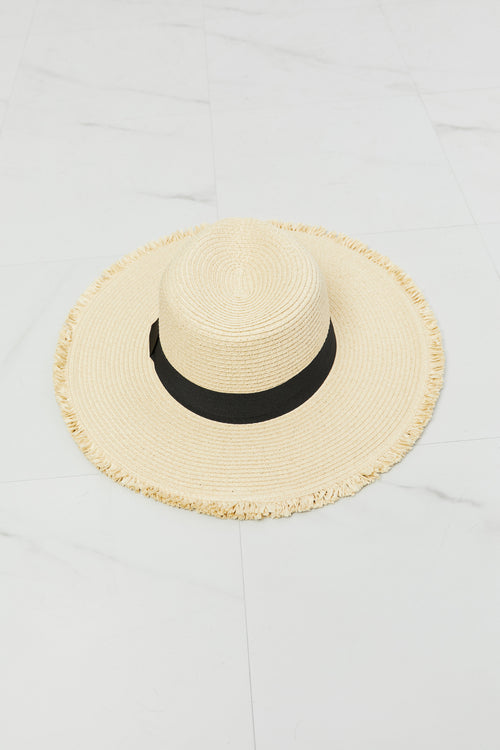 Fame Fringe Rim Straw Hat: Sun's Muse