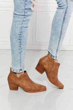 Luxe Caramel Embroidered Cowboy Bootie: Opulent Elegance