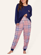 Enchanted Plaid Romance: Plus Size Dreams 🌙