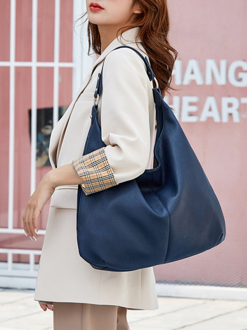 Retro Elegance Tote: A Timeless Style Awaits!