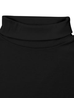 Luxuriant Men's Solid Turtleneck: Elegance in Warmth