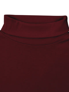 Luxuriant Men's Solid Turtleneck: Elegance in Warmth