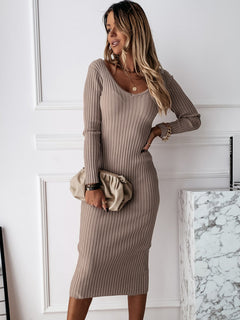 Luxurious Solid Long Sleeve Dress for AllOccasions