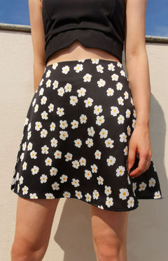 Flirty Floral High Waist Skirt: Sexy Sophistication