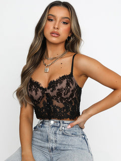 Cute Lace Camisole: Feel Confident & Beautiful 🌸