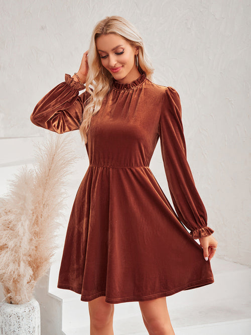 Elegant Velvet Turtleneck Waist Dress