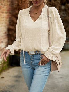 Chic V-Neck Knotted Top: Style & Comfort!