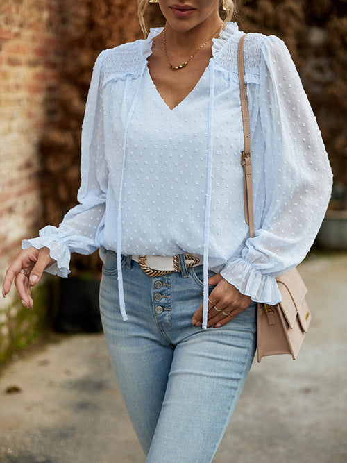 Chic V-Neck Knotted Top: Style & Comfort!