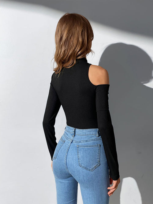 Elegant Knit Bodysuit: Off-Shoulder Sophistication