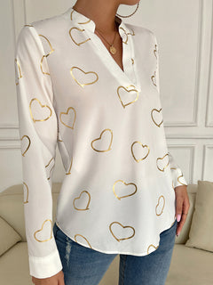 V-Neck Love Stamping Shirt: Grace meets comfort!