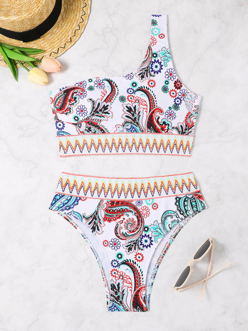 Bohemian Bliss: One-Shoulder Bikini 💖 Romantic