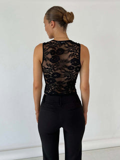 Sleek & Sexy Lace Tank: Turn Heads!