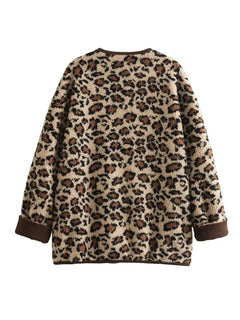 Wild & Stylish Leopard Print Jacket! 🐆