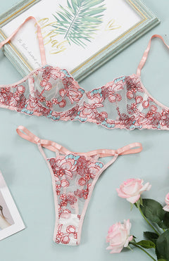 Enchanted Romance Lingerie: Blooms of Elegance 💖